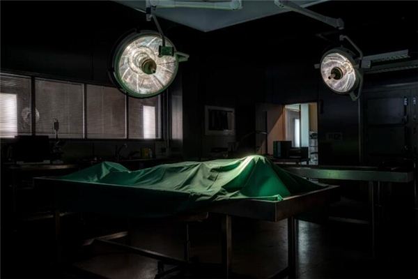 梦见太平间是什么意思 梦见太平间是什么意思