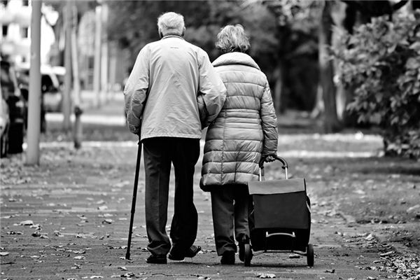 梦见搀扶是什么意思 梦见搀扶是什么意思