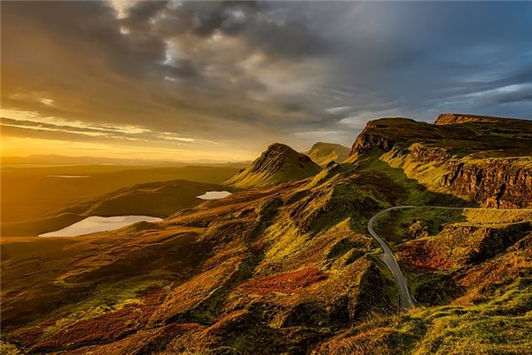 梦见丘陵是什么意思 梦见丘陵是什么意思