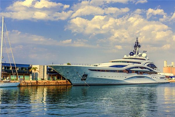 梦见游艇是什么意思 梦见游艇是什么意思