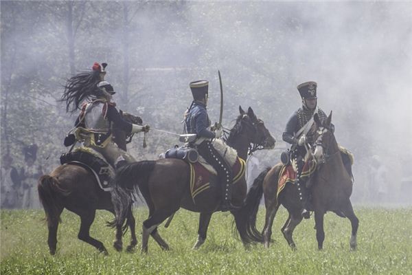 梦见兵马是什么意思 梦见兵马是什么意思