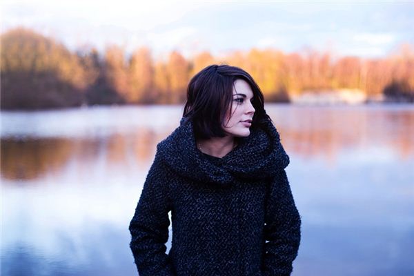 梦见外套是什么意思 梦见外套是什么意思