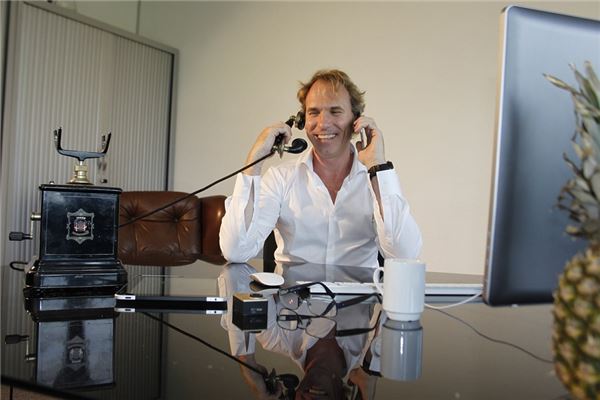 梦见接电话是什么意思 梦见接电话是什么意思