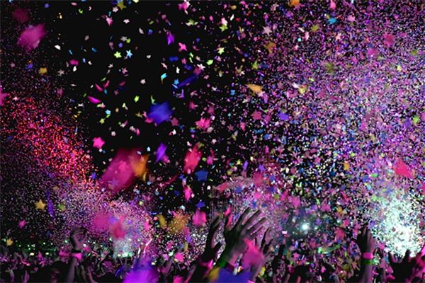 梦见五彩纸屑是什么意思 梦见五彩纸屑是什么意思