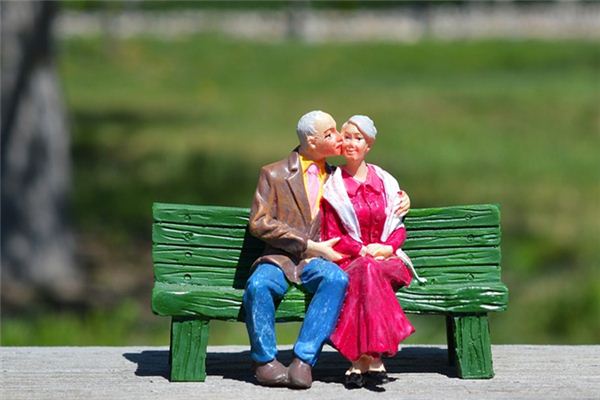 梦见祖父母是什么意思 梦见祖父母是什么意思