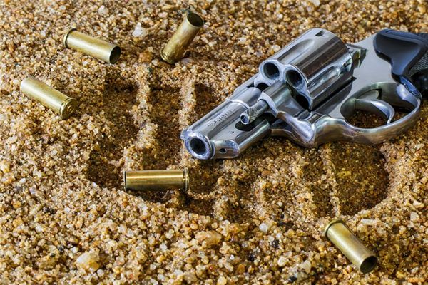 梦见中枪是什么意思 梦见中枪是什么意思