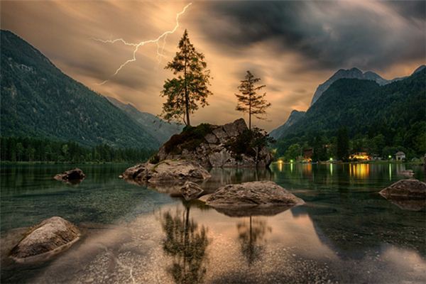 梦见居住高山是什么意思 梦见居住高山是什么意思