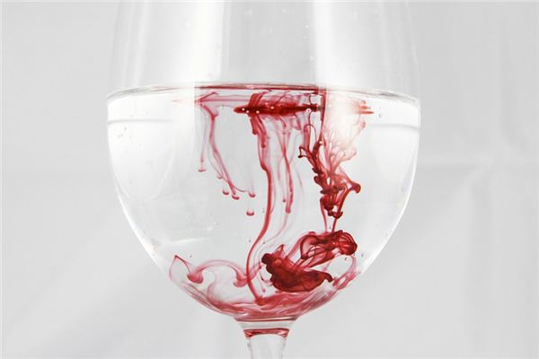 梦见见血是什么预兆 梦见见血是什么预兆