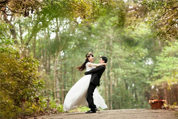 梦见新娘是什么意思 梦见新娘是什么意思