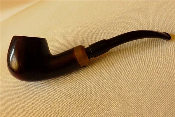 梦见烟斗是什么意思 梦见烟斗是什么意思