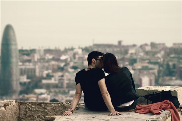 梦见恋人是什么意思 梦见恋人是什么意思