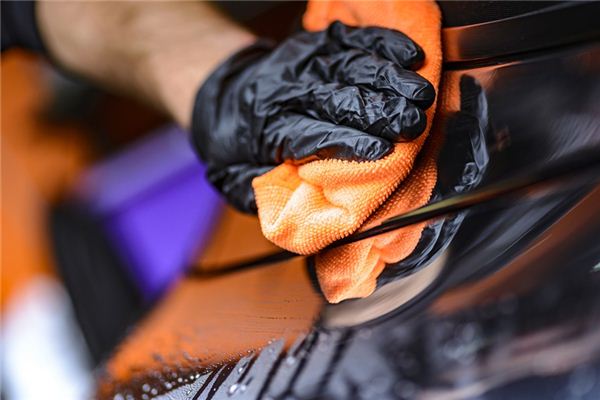 梦见擦玻璃是什么意思 梦见擦玻璃是什么意思