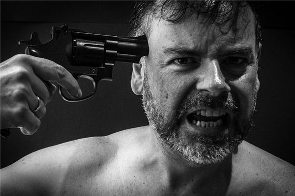 梦见自杀是什么意思 梦见自杀是什么意思