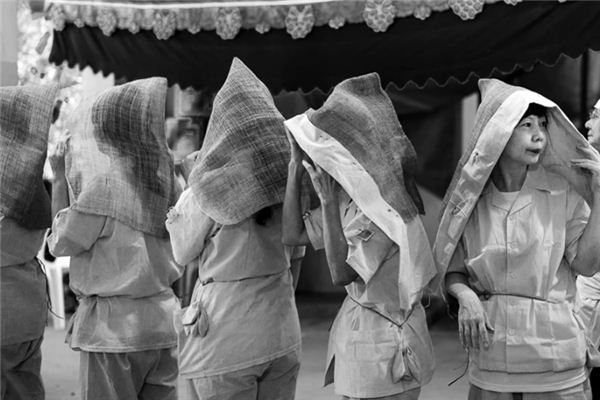 梦见披麻戴孝是什么意思 梦见披麻戴孝是什么意思