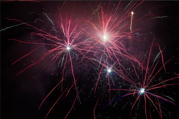 梦见发光的物体是什么意思 梦见发光的物体是什么意思