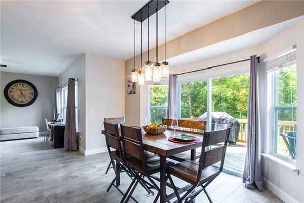 梦见门窗是什么意思 梦见门窗是什么意思