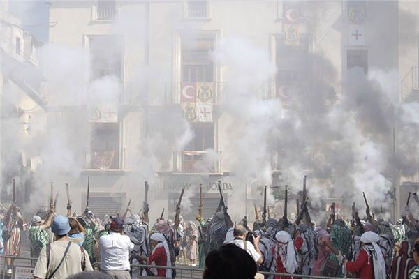 梦见暴乱是什么意思 梦见暴乱是什么意思