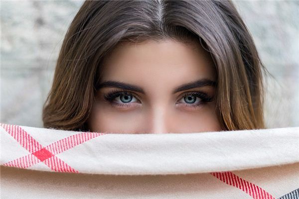 梦见剪眉毛是什么意思 梦见剪眉毛是什么意思