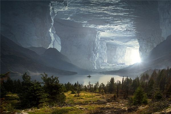 梦见坑穴是什么意思 梦见坑穴是什么意思