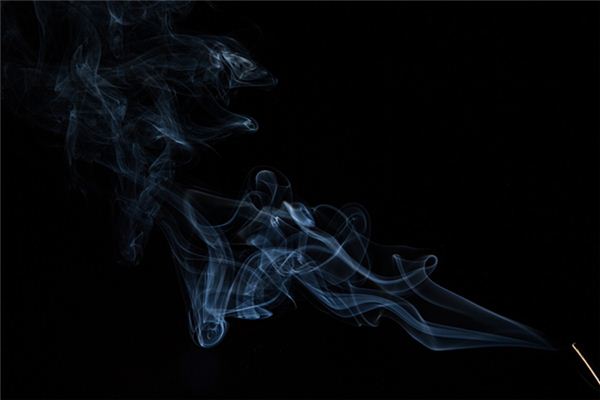 梦见闻到气味是什么意思 梦见闻到气味是什么意思