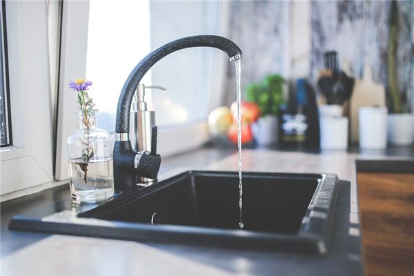 梦见自来水是什么意思 梦见自来水是什么意思