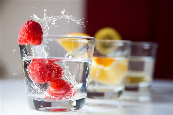 梦见口渴是什么意思 梦见口渴是什么意思