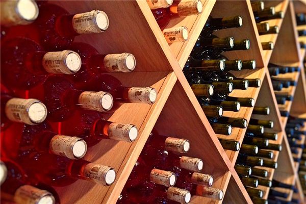 梦见酒厂是什么意思 梦见酒厂是什么意思