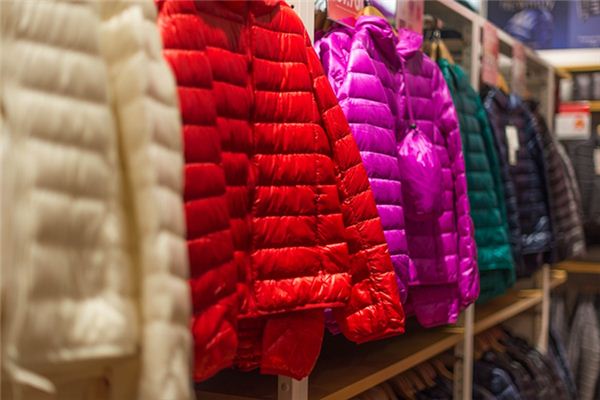 梦见羽绒服是什么预兆 梦见羽绒服是什么预兆