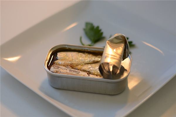 梦见罐头是什么意思 梦见罐头是什么意思